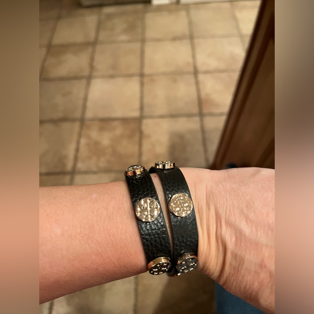 Tory Burch double wrap leather bracelet black